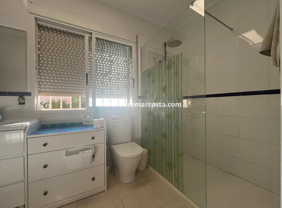 Venta - Villa - Torrevieja - TORREVIEJA