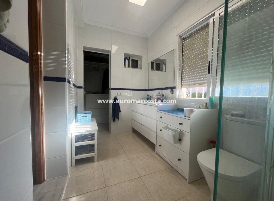 Venta - Villa - Torrevieja - TORREVIEJA