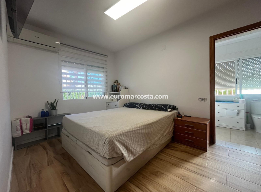 Venta - Villa - Torrevieja - TORREVIEJA
