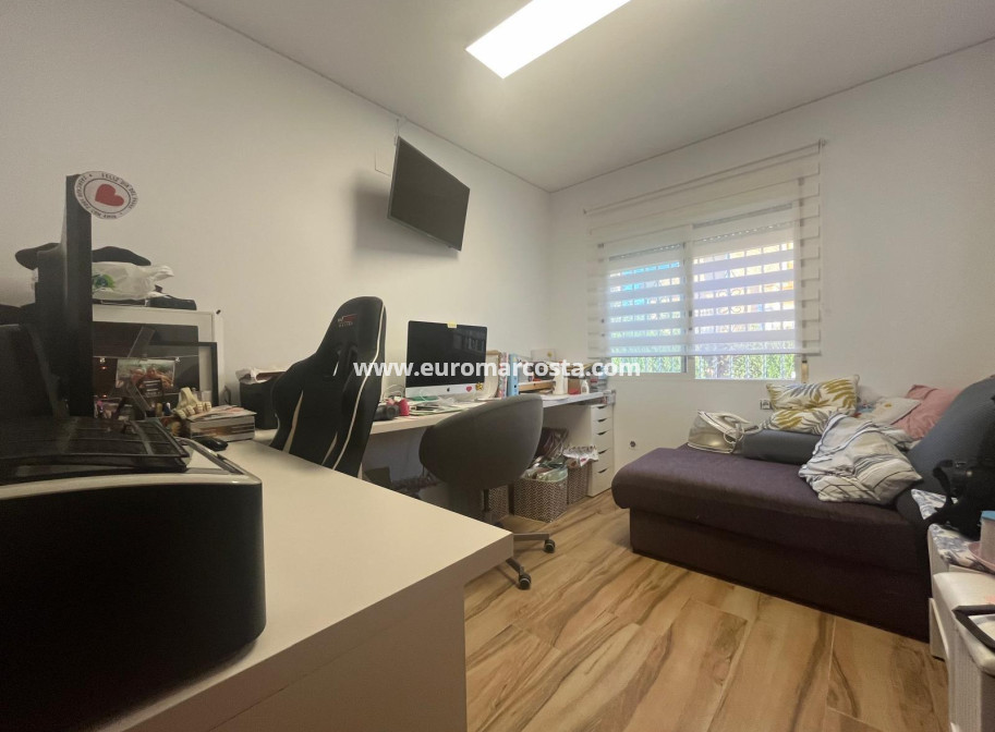Venta - Villa - Torrevieja - TORREVIEJA