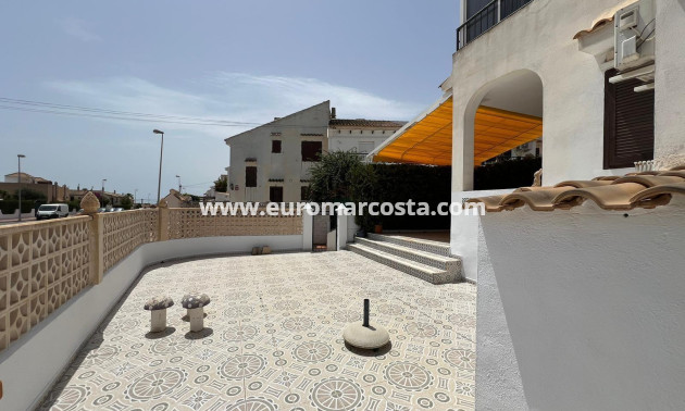 Sale - Bungalow - Torrevieja - Aguas nuevas 2