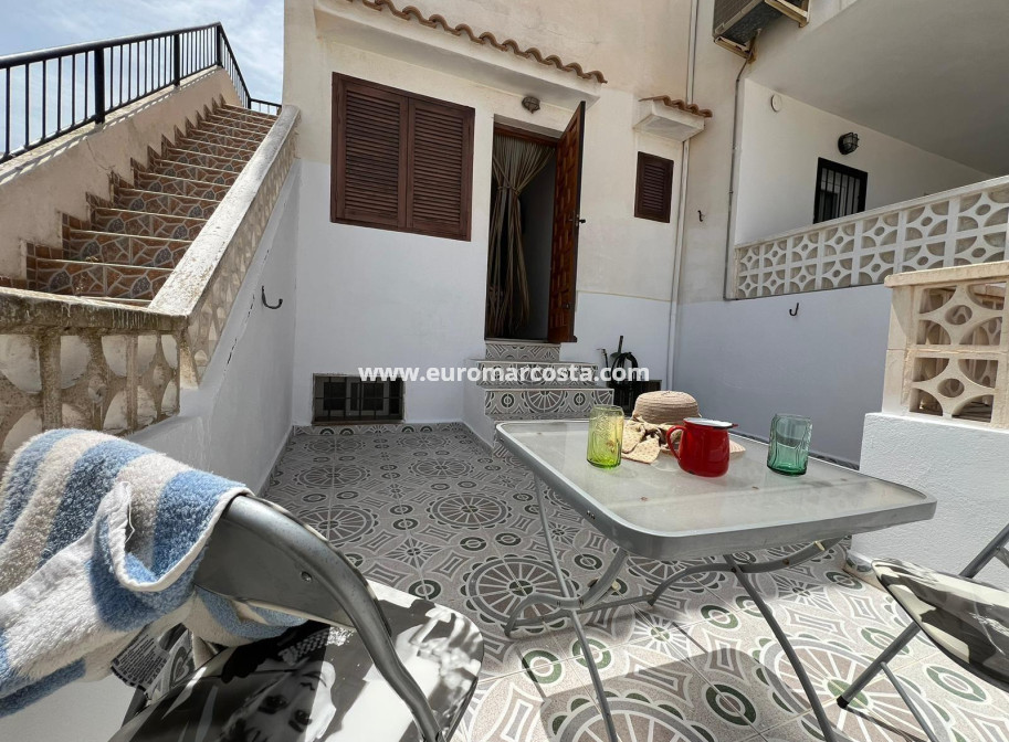 Sale - Bungalow - Torrevieja - Aguas nuevas 2