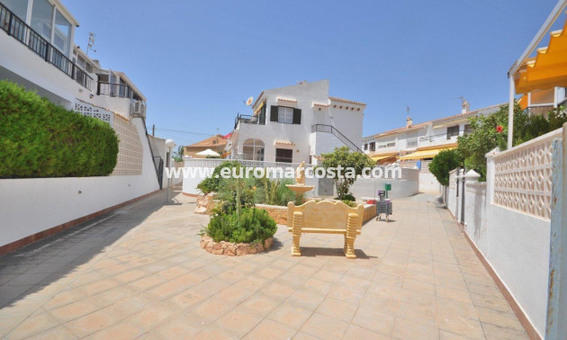 Sale - Bungalow - Torrevieja - Aguas nuevas 2