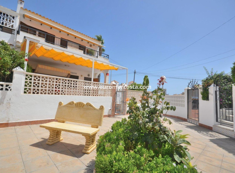 Sale - Bungalow - Torrevieja - Aguas nuevas 2