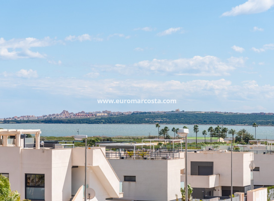 Nueva construcción  - Villa Laguna Azul - La Manga del Mar Menor - Murcia