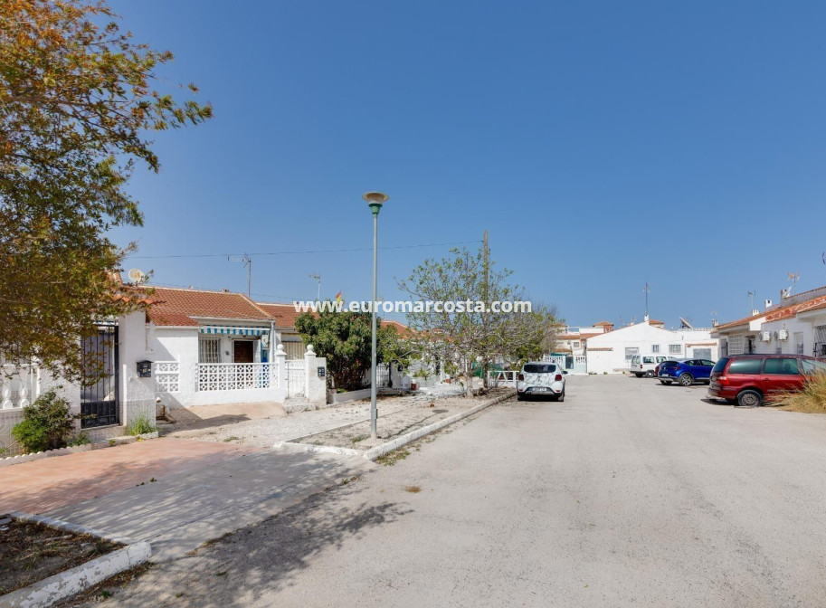 Venta - Bungalow - Torrevieja - TORREVIEJA