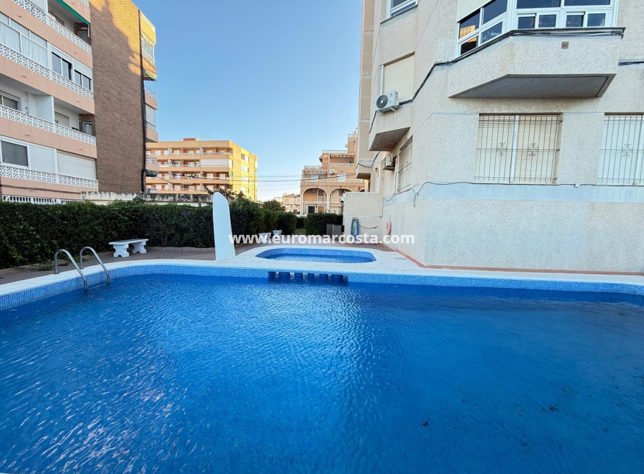 Objekte zum Wiederverkauf - Wohnung - Torrevieja - Orihuela Costa