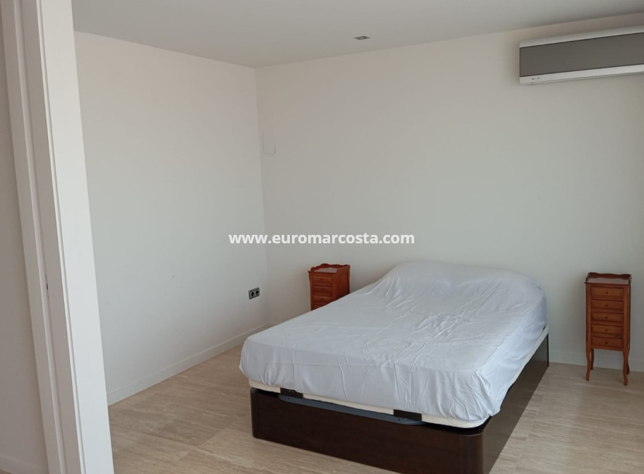 Venta - Apartamento / piso - Pilar de la Horadada