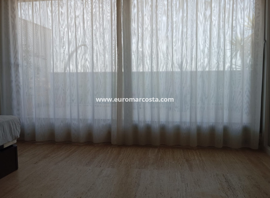 Venta - Apartamento / piso - Pilar de la Horadada