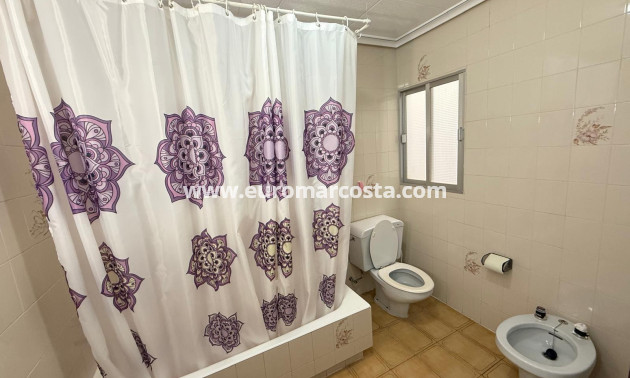 Venta - Apartamento / piso - Torrevieja - La Mata