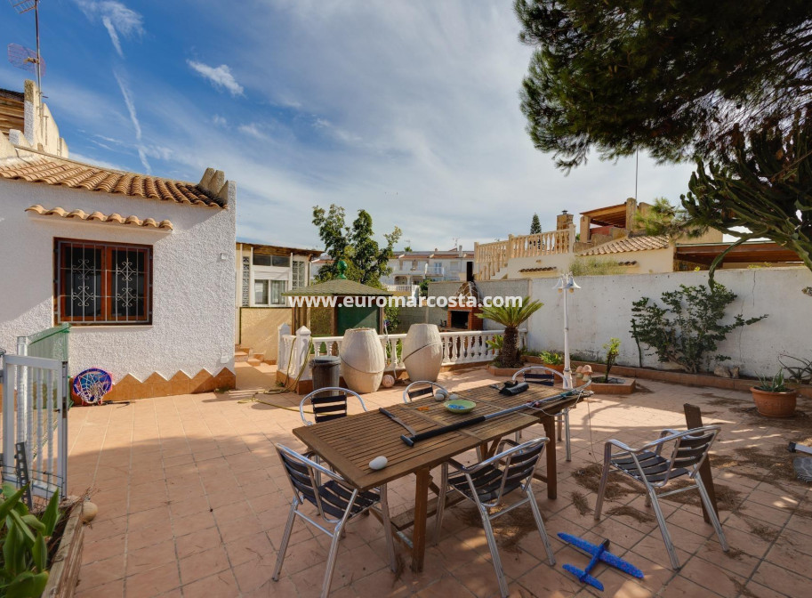 Sale - Villa - Torrevieja - La Siesta - El Salado - Torreta