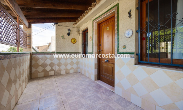 Sale - Villa - Torrevieja - La Siesta - El Salado - Torreta