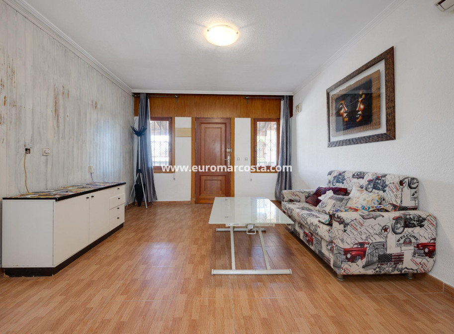 Sale - Villa - Torrevieja - La Siesta - El Salado - Torreta