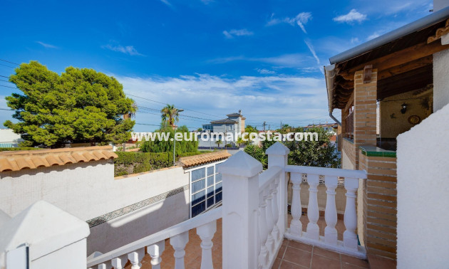 Sale - Villa - Torrevieja - La Siesta - El Salado - Torreta