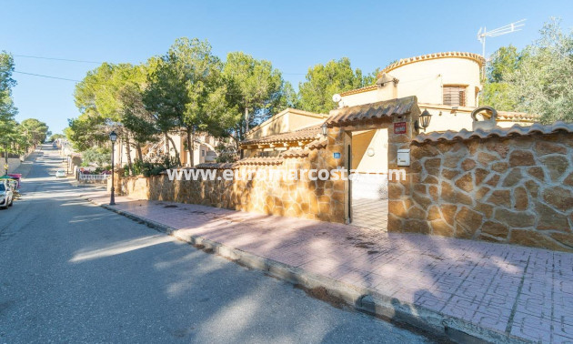 Objekte zum Wiederverkauf - Villa freitstehend - Orihuela Costa