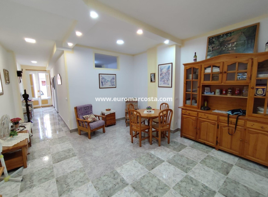 Objekte zum Wiederverkauf - Wohnung - Torrevieja - TORREVIEJA