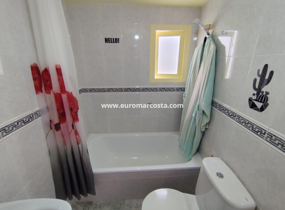 Objekte zum Wiederverkauf - Wohnung - Torrevieja - TORREVIEJA