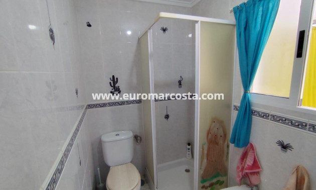 Objekte zum Wiederverkauf - Wohnung - Torrevieja - TORREVIEJA