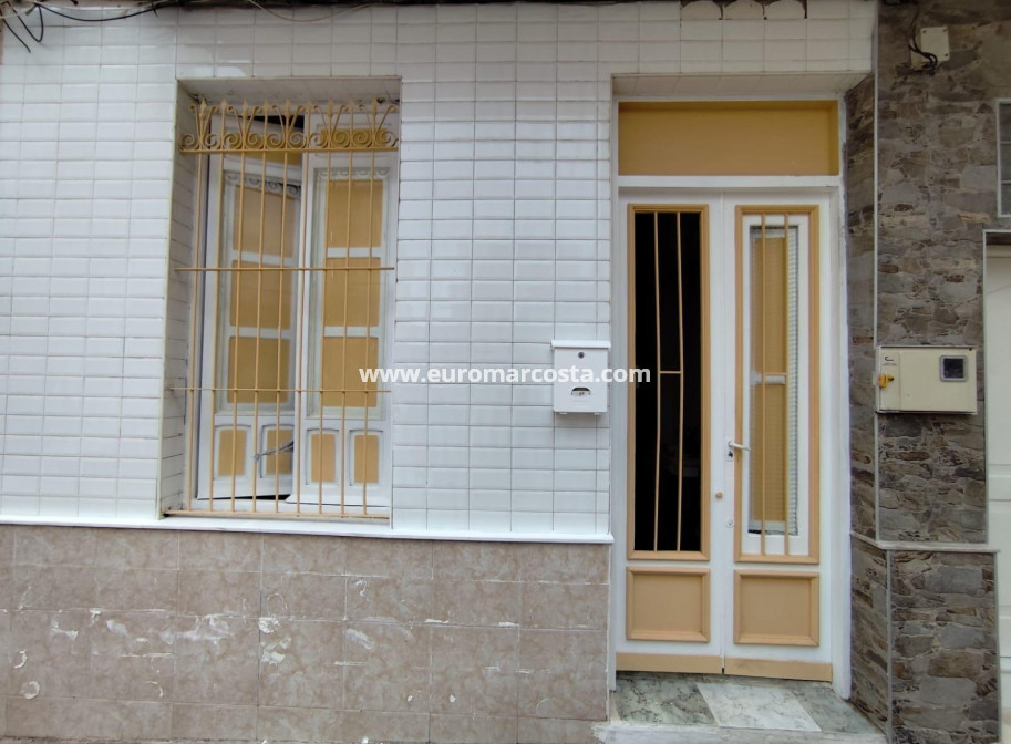 Objekte zum Wiederverkauf - Wohnung - Torrevieja - TORREVIEJA