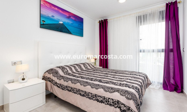 Venta - Apartamento / piso - Torrevieja - Aguas Nuevas