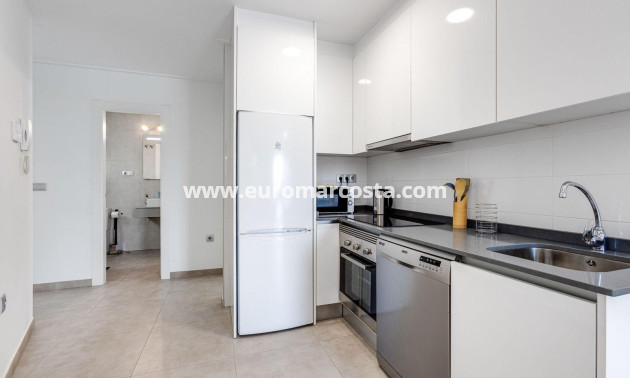 Sale - Apartment / flat - Torrevieja - Aguas Nuevas