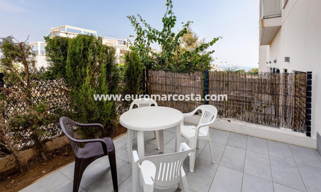 Sale - Apartment / flat - Torrevieja - Aguas Nuevas