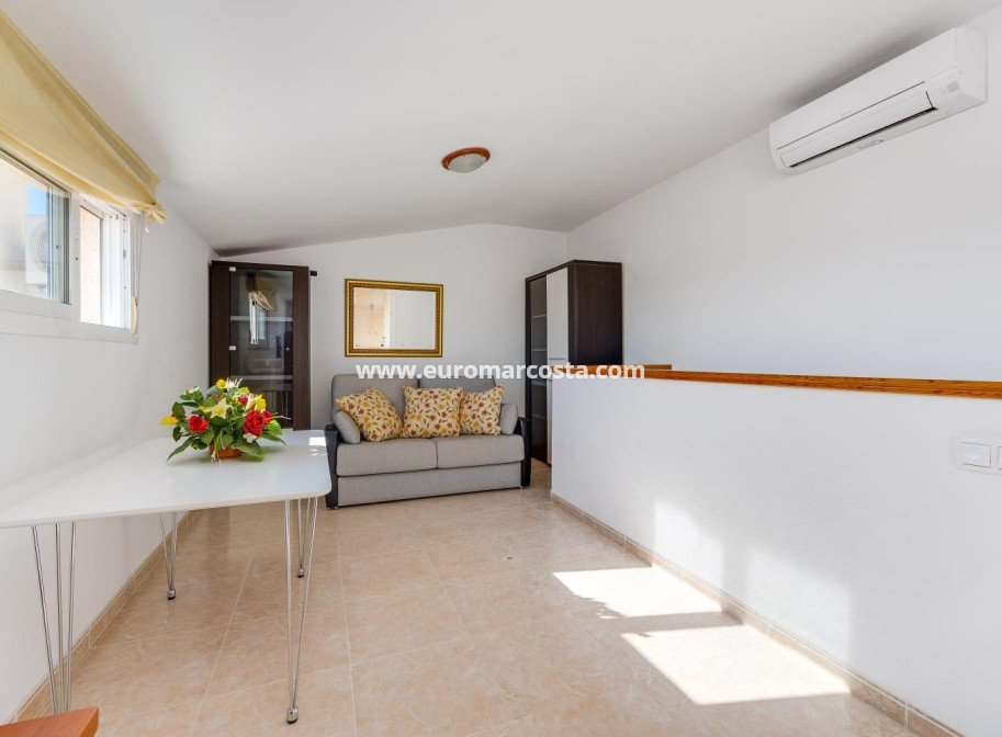 Venta - Apartamento / piso - Orihuela Costa