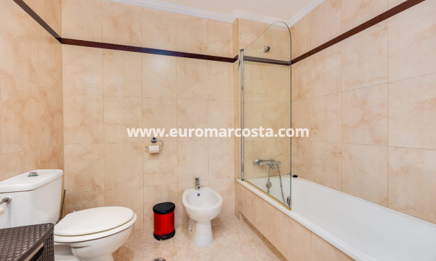 Venta - Apartamento / piso - Orihuela Costa