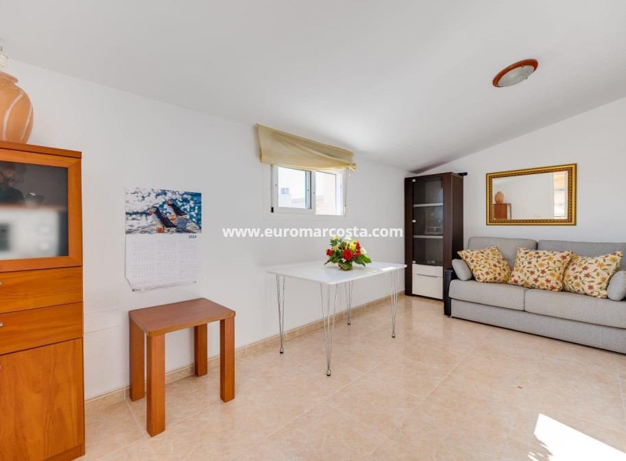 Venta - Apartamento / piso - Orihuela Costa