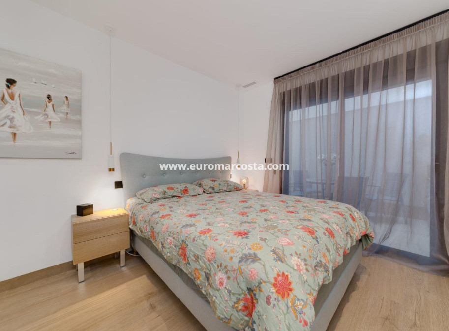 Objekte zum Wiederverkauf - Wohnung - Torrevieja - La Mata