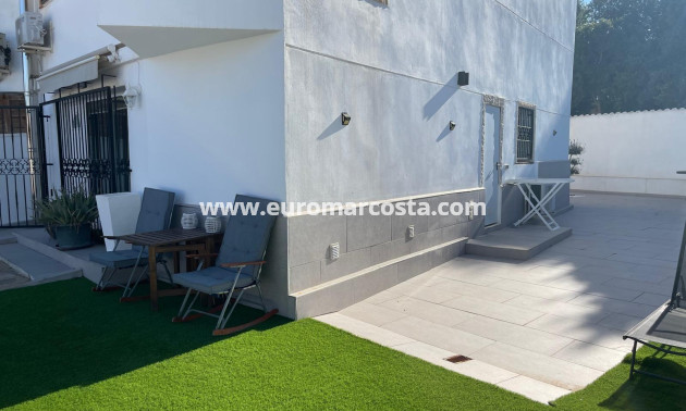 Sale - Villa - Torrevieja - Los Balcones - Los Altos del Edén