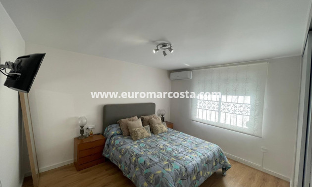 Sale - Villa - Torrevieja - Los Balcones - Los Altos del Edén