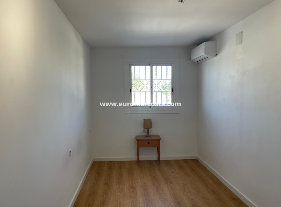 Sale - Villa - Torrevieja - Los Balcones - Los Altos del Edén