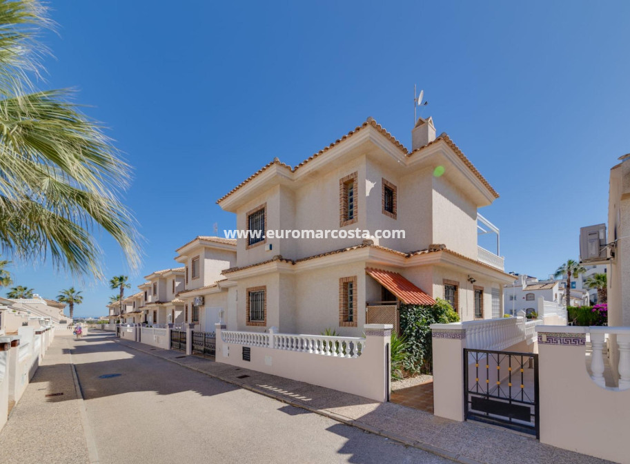 Objekte zum Wiederverkauf - Bungalow - Orihuela Costa