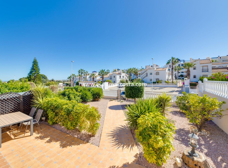 Objekte zum Wiederverkauf - Bungalow - Orihuela Costa