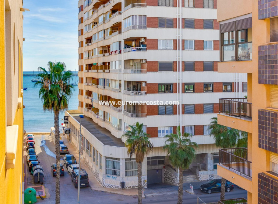 Objekte zum Wiederverkauf - Wohnung - Torrevieja - TORREVIEJA