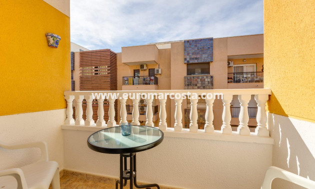 Objekte zum Wiederverkauf - Wohnung - Torrevieja - TORREVIEJA