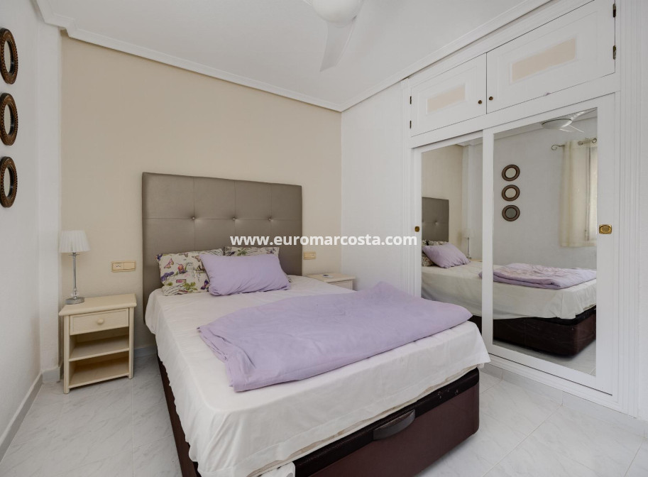 Venta - Apartamento / piso - Torrevieja - TORREVIEJA