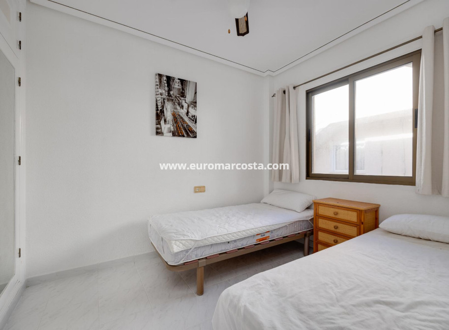 Venta - Apartamento / piso - Torrevieja - TORREVIEJA