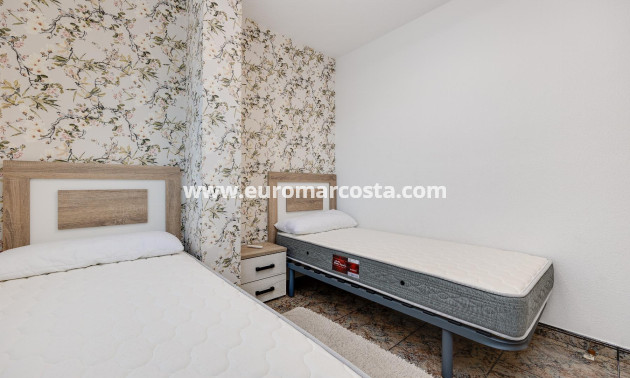 Venta - Apartamento / piso - Torrevieja - TORREVIEJA