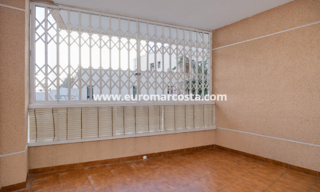 Sale - Apartment / flat - Torrevieja - TORREVIEJA