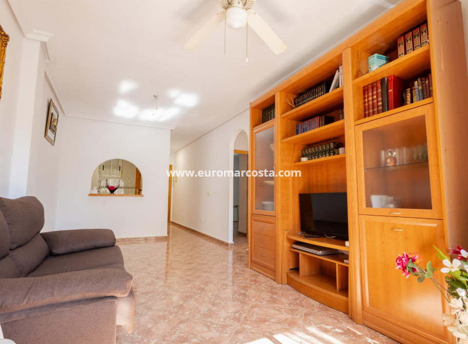 Sale - Apartment / flat - Torrevieja - TORREVIEJA