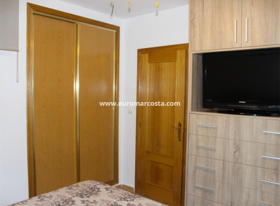 Sale - Apartment / flat - Almoradi - Comunidad valenciana