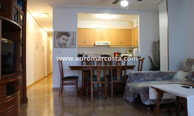 Sale - Apartment / flat - Almoradi - Comunidad valenciana