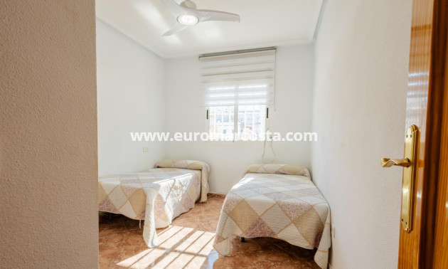 Venta - Apartamento / piso - Torrevieja - TORREVIEJA