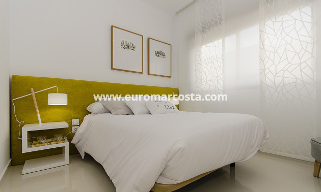 Venta - Modelo Silvia - Orihuela Costa