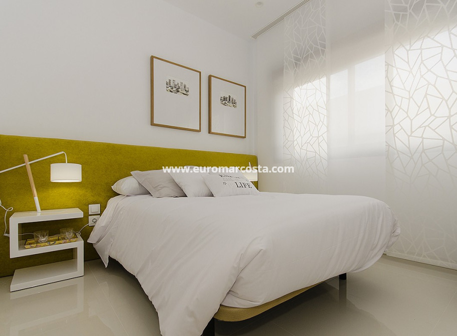 Venta - Modelo Silvia - Orihuela Costa