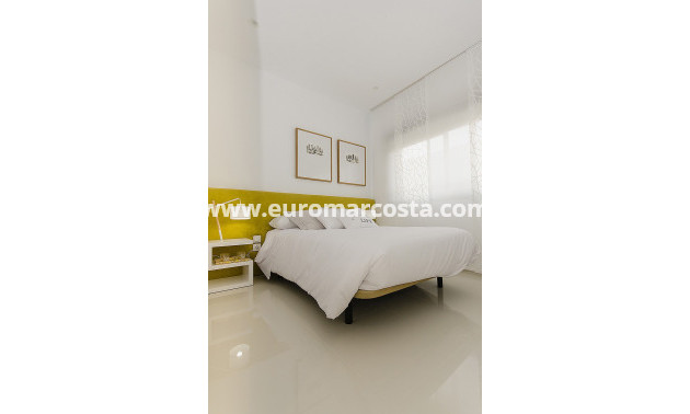 Venta - Modelo Silvia - Orihuela Costa