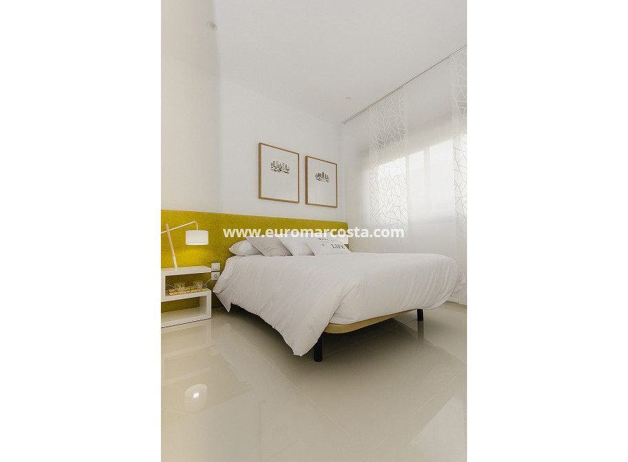 Venta - Modelo Silvia - Orihuela Costa