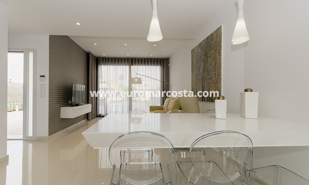 Venta - Modelo Silvia - Orihuela Costa